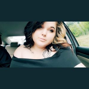 Meet your Posher, Nikki